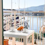 La Terrazza Sul Blu - Helloelba بورتوفيرّايو