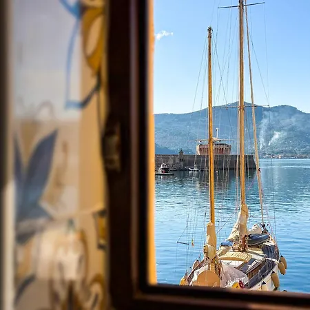 La Terrazza Sul Blu - Helloelba * 费拉约港